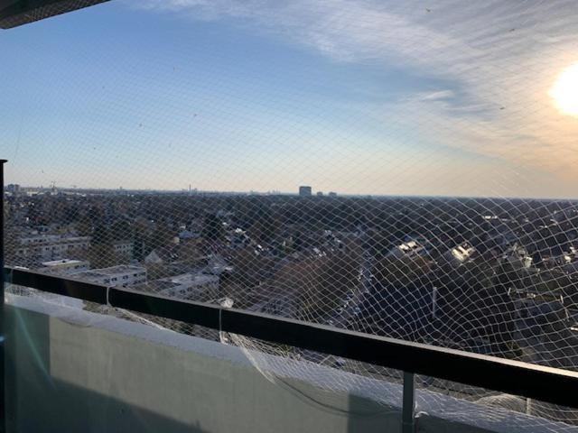 South Apartment *